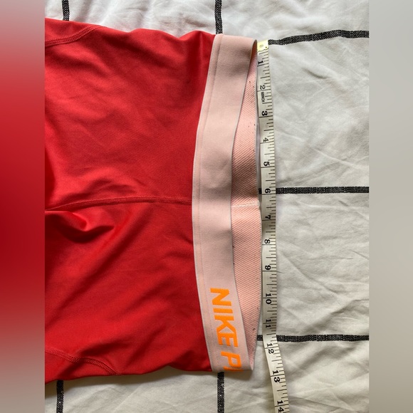 Nike Pro dri fit shorts - Picture 4 of 4